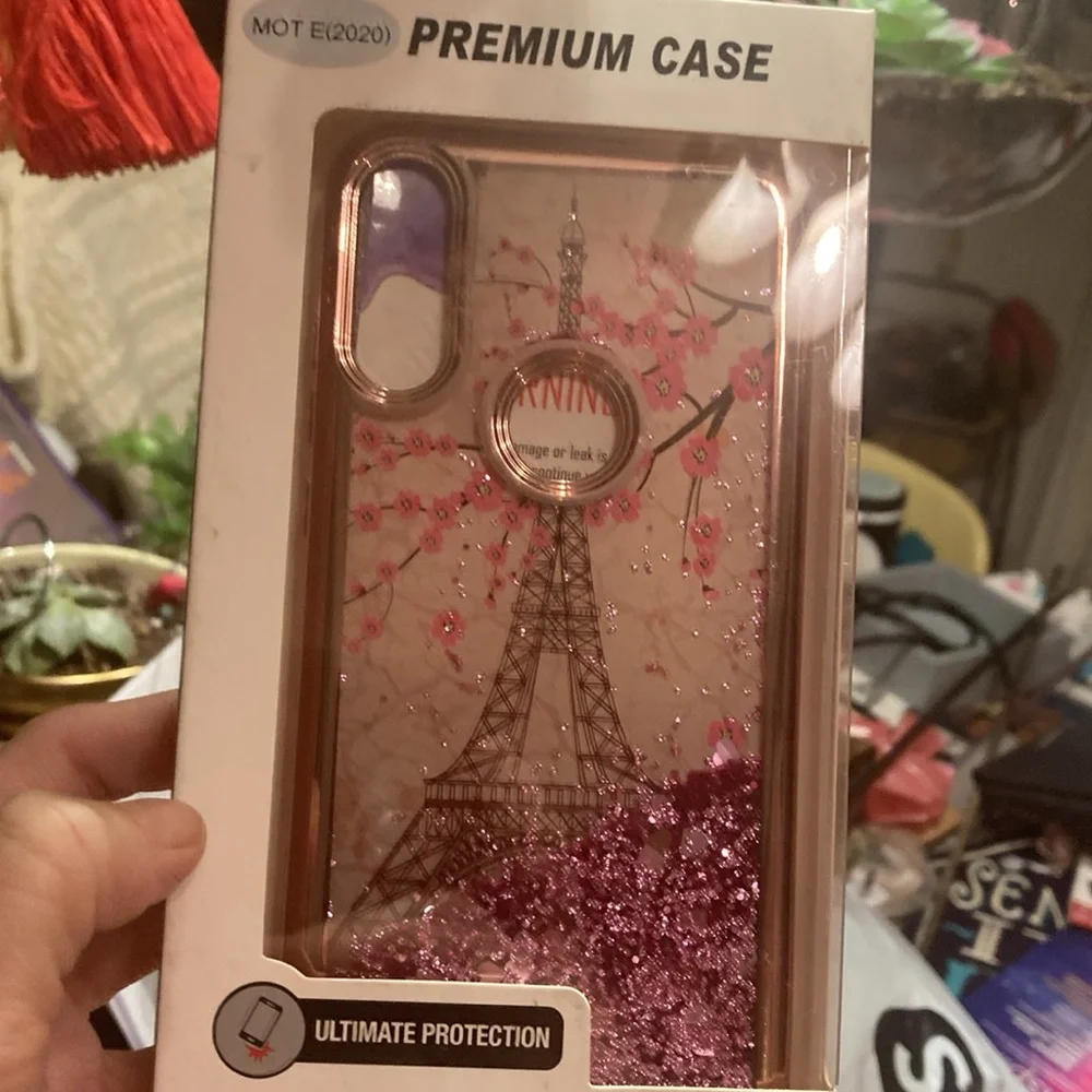 Glitter Paris, cell phone case MOT E(2020) NWT